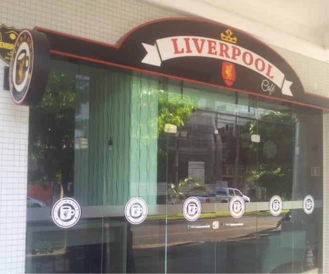 Fachada Liverpool Caf Emplaca